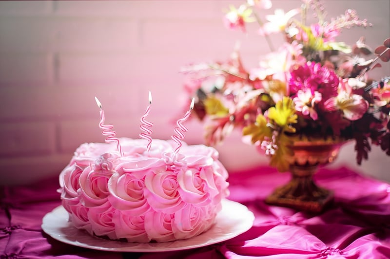 Metallic Accents Cake
